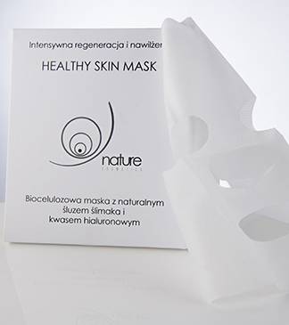 Bio­ce­lu­lo­zo­wą maskę z na­tu­ral­nym ślu­zem śli­ma­ka i kwa­sem hia­lu­ro­no­wym